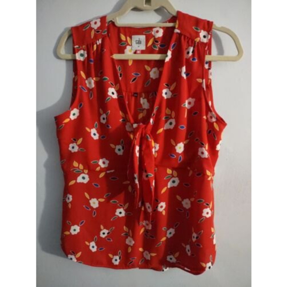 CAbi Women’s Tied Up Red Floral Sleeveless Tank Top Blouse Size M Style 5734 - Picture 1 of 4